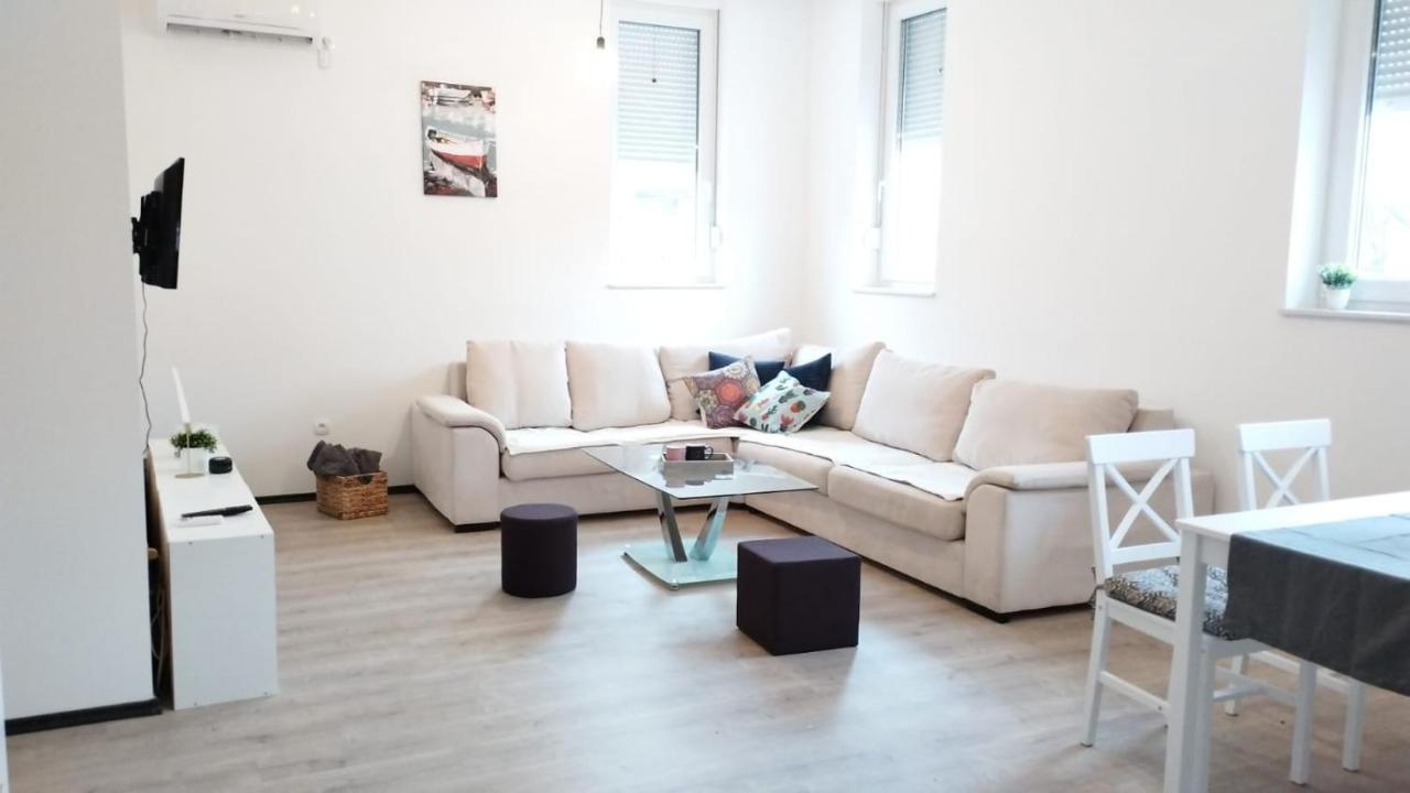Hercegovina Rent يوبوسكي المظهر الخارجي الصورة