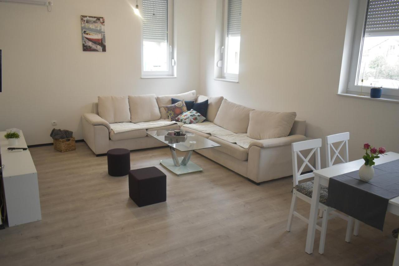 Hercegovina Rent يوبوسكي المظهر الخارجي الصورة